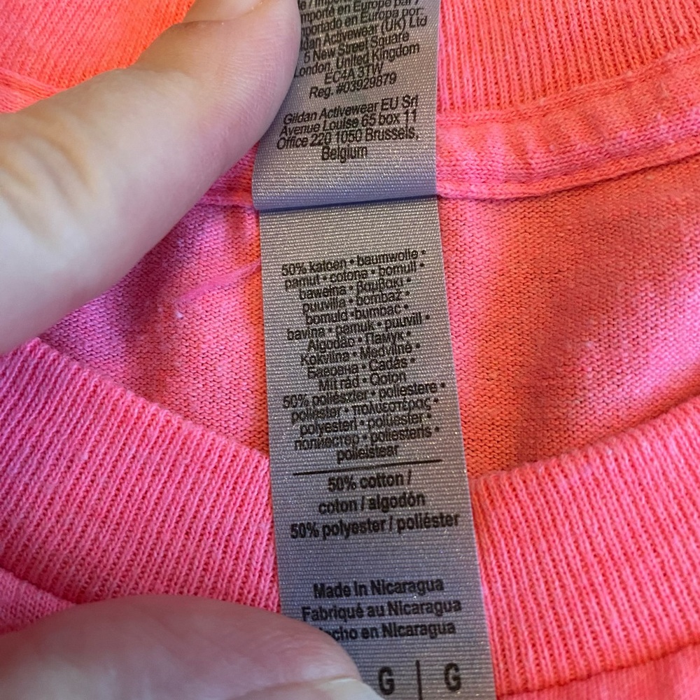 Vibrant pink women’s tee shirt sz large - Picture 4 of 5